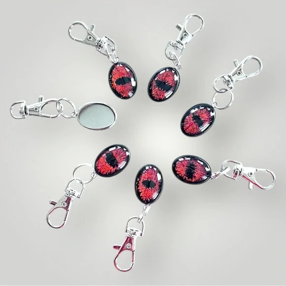 𝑯𝒂𝒏𝒅𝒎𝒂𝒅𝒆 Orange/Red Dragon Eye Keychain w/Gift Bag - Picture 9 of 9